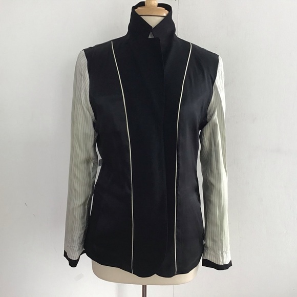 Banana Republic black three button stretch wool blend blazer size 10 - Picture 6 of 12